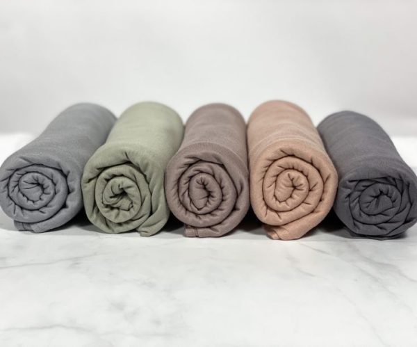 Premium Dubai Jersey Hijab – Soft, Stretchy, Non-Slip & Breathable for Modest Fashion