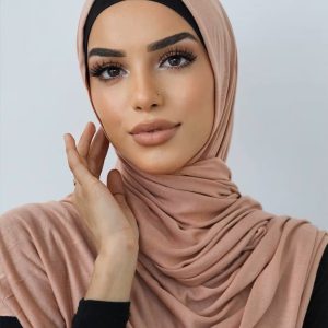 Premium Dubai Jersey Hijab – Soft, Stretchy, Non-Slip & Breathable for Modest Fashion