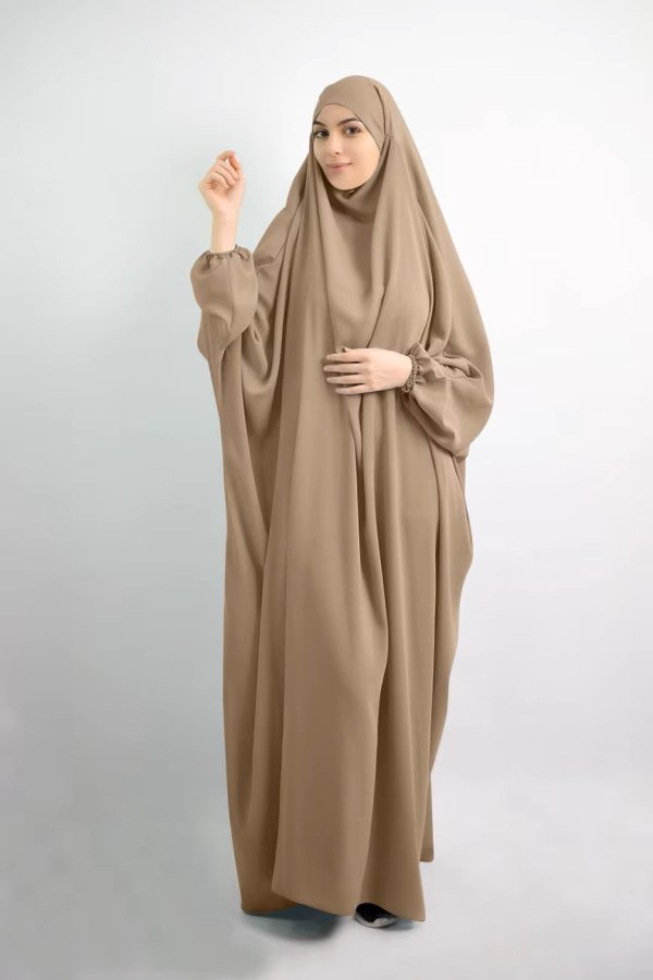 Full-Length Modest Jilbab – Elegant, Loose-Fit Islamic Wear for Women in Soft, Breathable Fabric